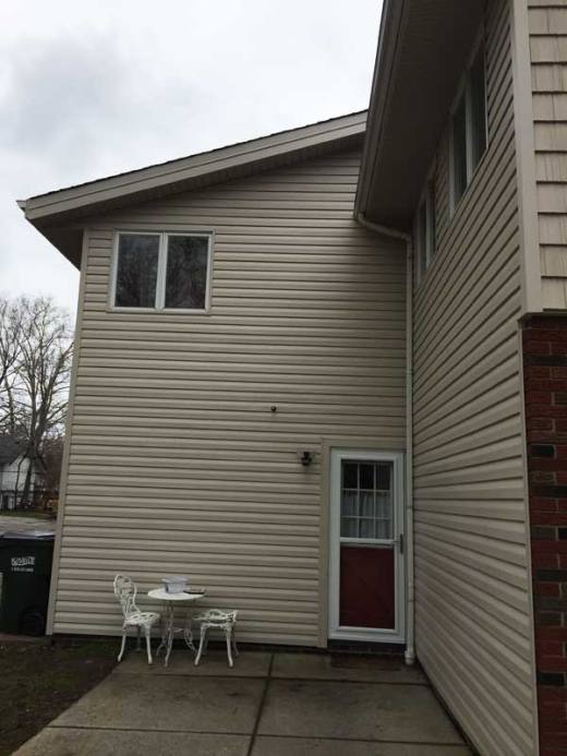 Vinyl Siding gallery image 10 - 010 euclid siding 07 14 18 after 2