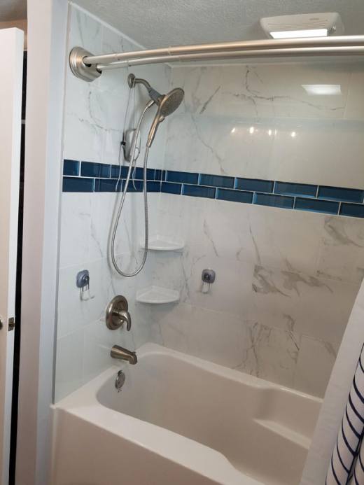 Bathroom Remodeling gallery image 19 - 017 3 IMG 5423