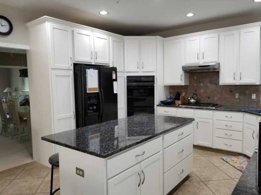 Cabinet Refacing gallery image 18 - 018 refaced cabinets 10 2018 after
