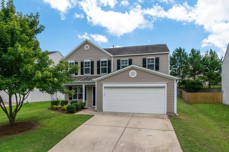 Exterior Remodeling Portfolio gallery - vinyl siding5